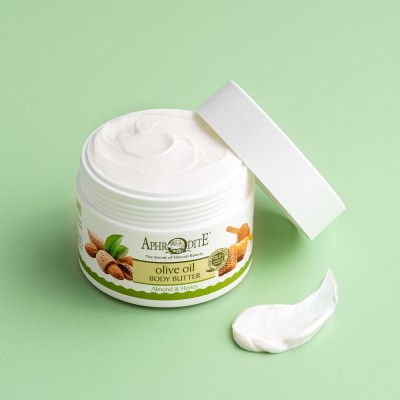 "The Texture of the Aphrodite Comforting Body Butter with Almond & Honey"